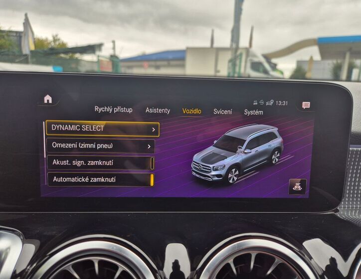 Mercedes-Benz GLB 29