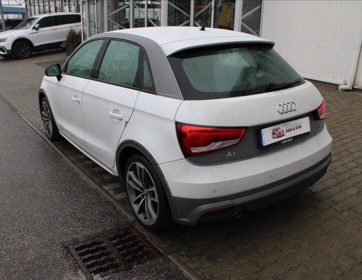 Audi A1 Hatchback 1,4 l 66 kw