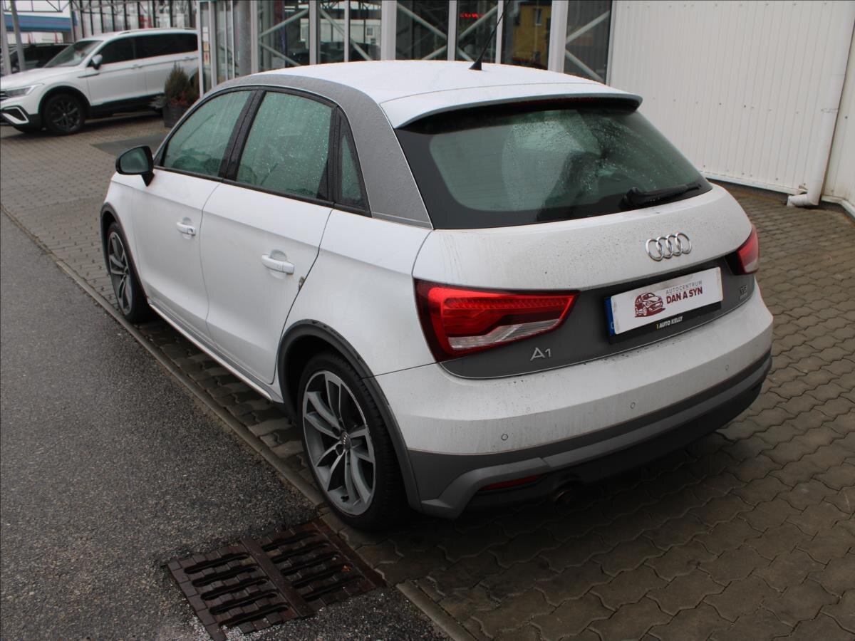 Audi A1 Hatchback 1,4 l 66 kw