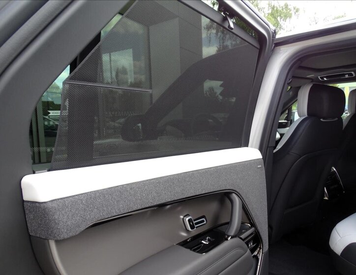 Land Rover Range Rover Sport SUV / Terénní 3,0 l 221 kw