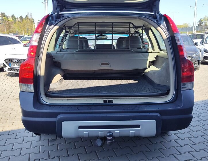 Volvo XC70 Kombi 2,4 l 120 kw