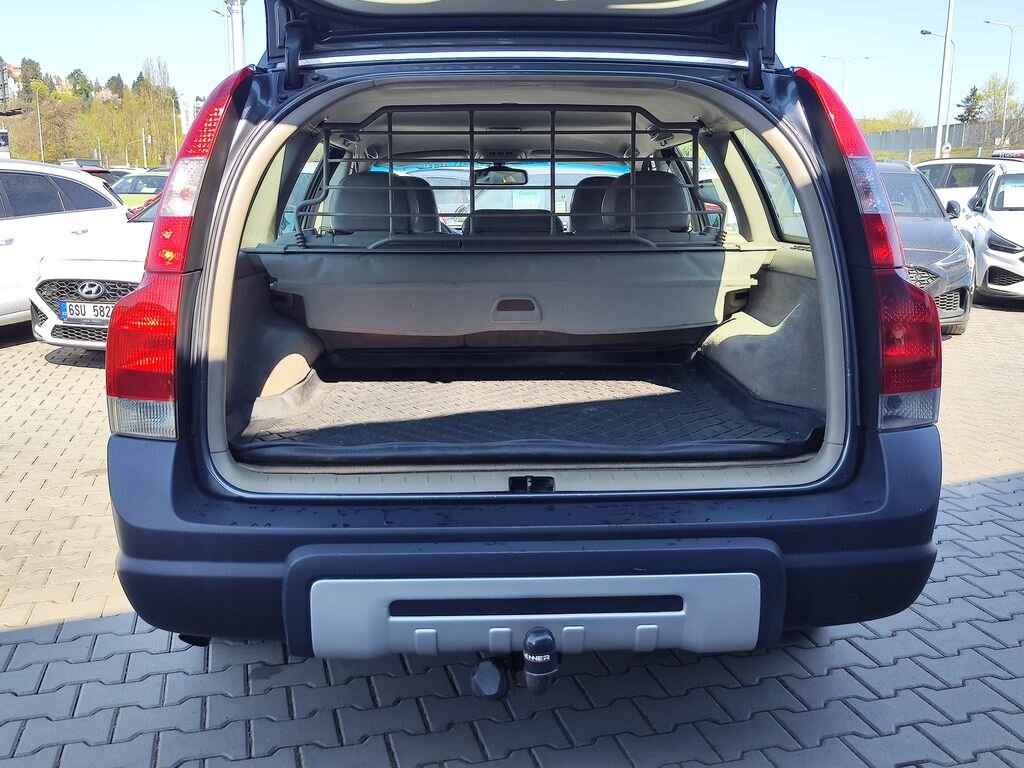 Volvo XC70 Kombi 2,4 l 120 kw