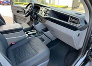 Volkswagen Caravelle 18