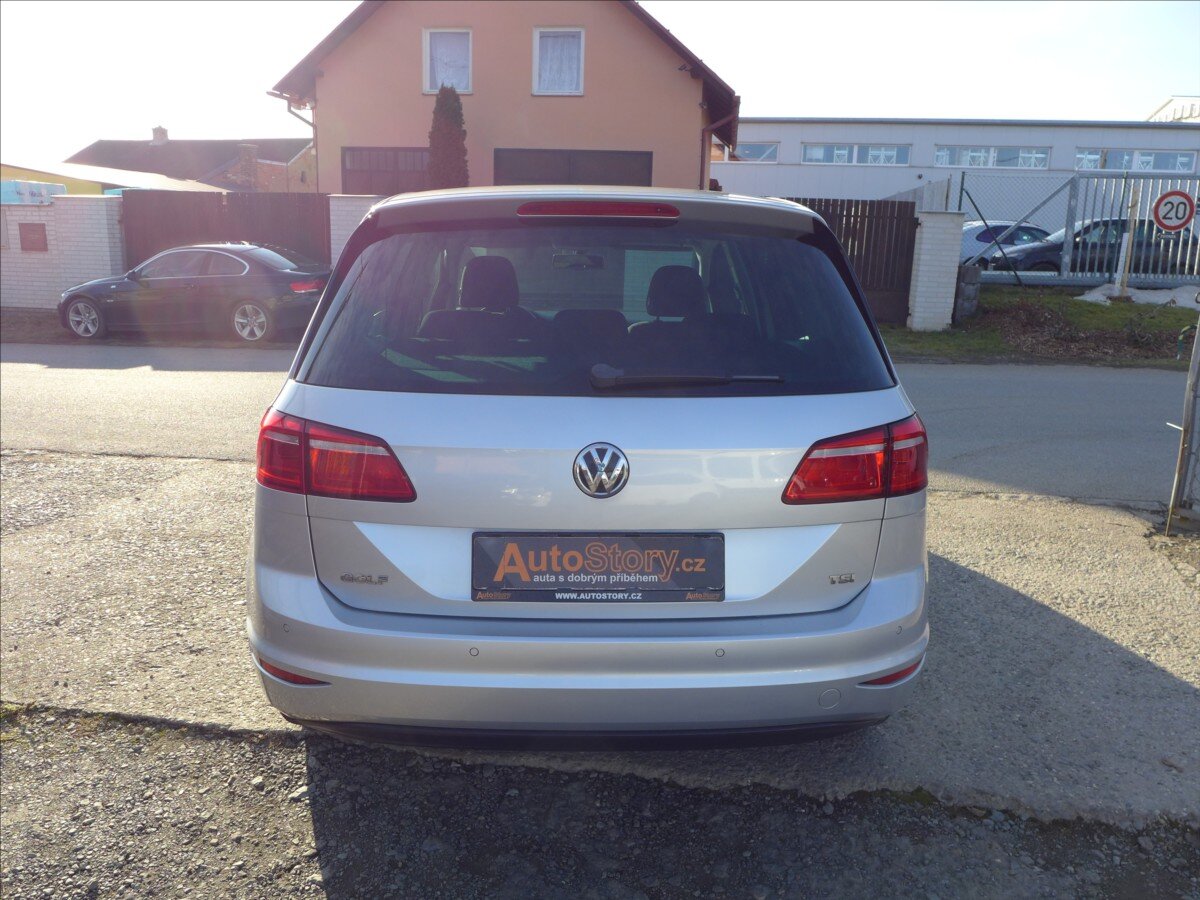 Volkswagen Golf Sportsvan Kombi 1,2 l 63 kw