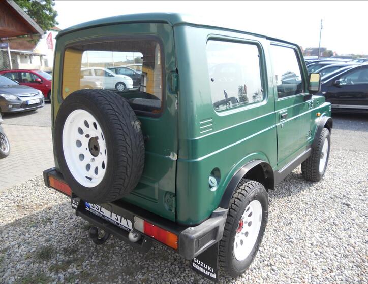 Suzuki Samurai 6