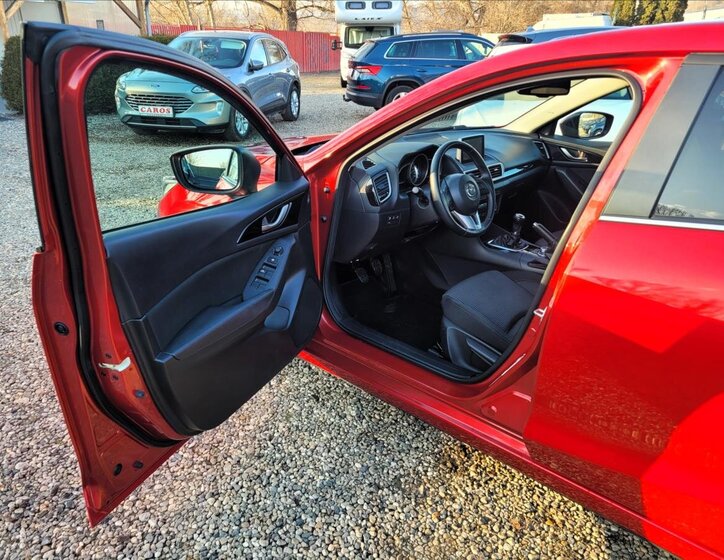 Mazda 3 Sedan / Limuzína 2,0 l 88 kw
