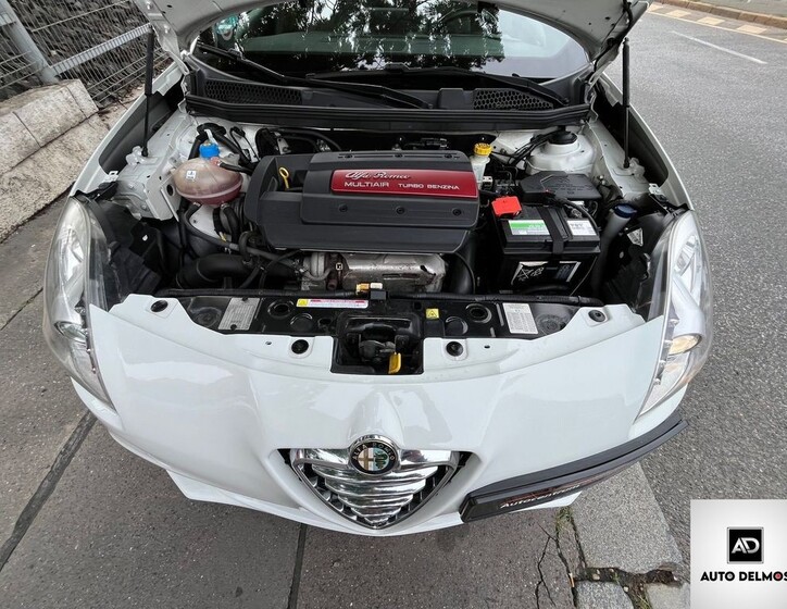 Alfa Romeo Giulietta 44