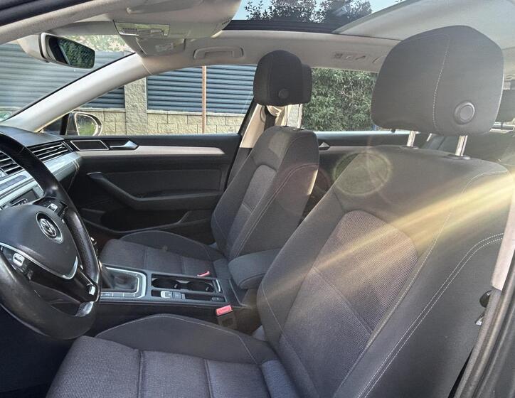 Volkswagen Passat 33