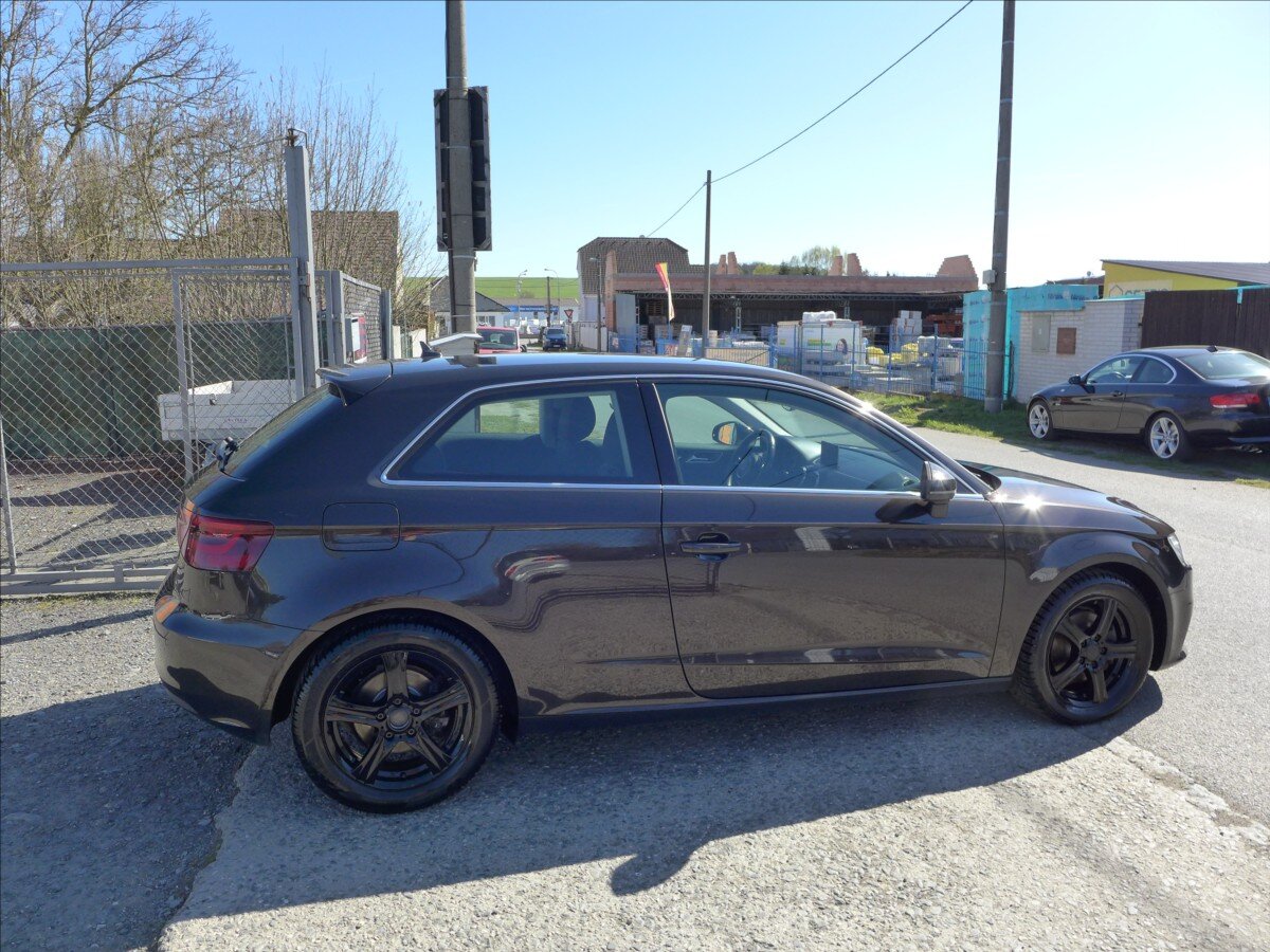 Audi A3 Hatchback 1,4 l 90 kw