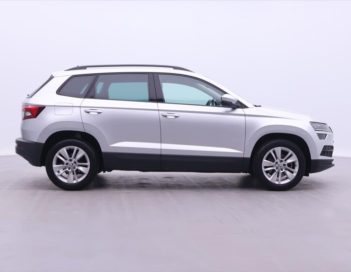 Škoda Karoq SUV 1,5 l 110 kw