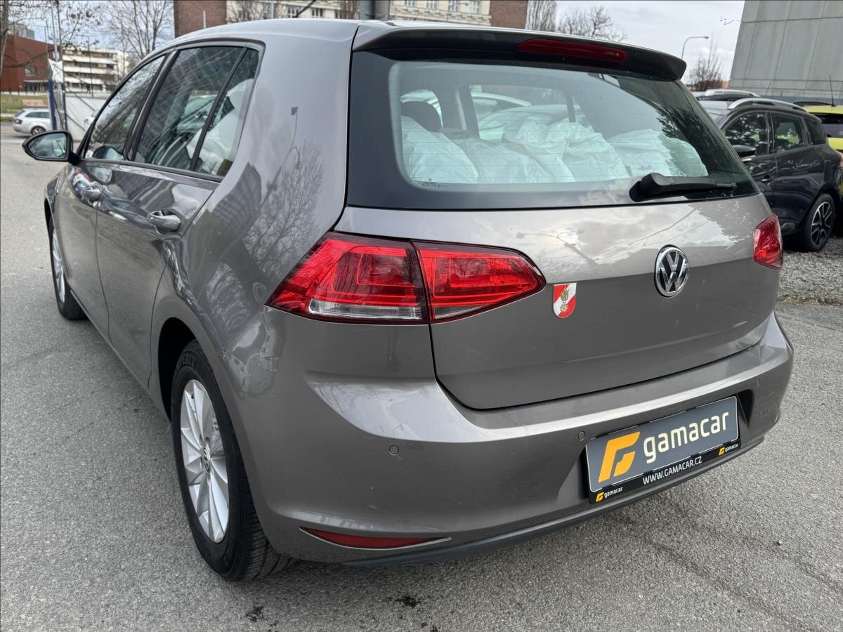 Volkswagen Golf Hatchback 1,2 l 63 kw