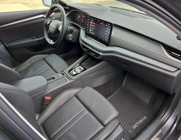 Škoda Octavia 14