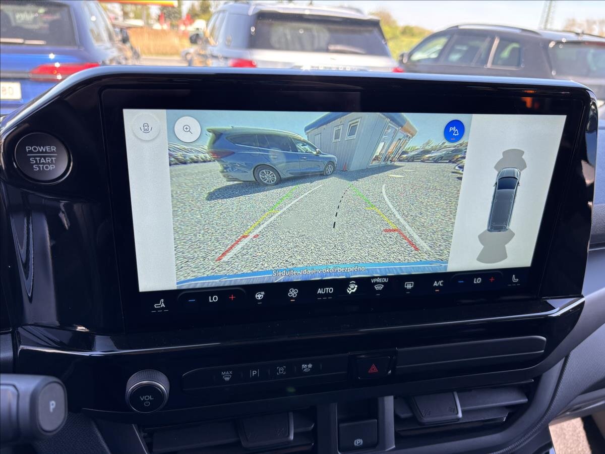 Ford Tourneo Custom Kombi 2,5 l 171 kw