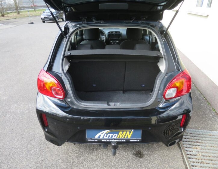 Mitsubishi Space Star Hatchback 1,2 l 52 kw