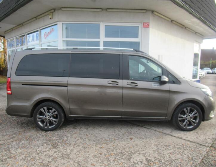 Mercedes-Benz Třídy V 7