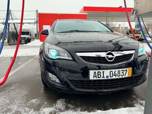 Opel Astra Kombi 0,0 160 kw