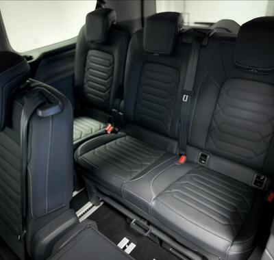 Ford Tourneo Custom 16