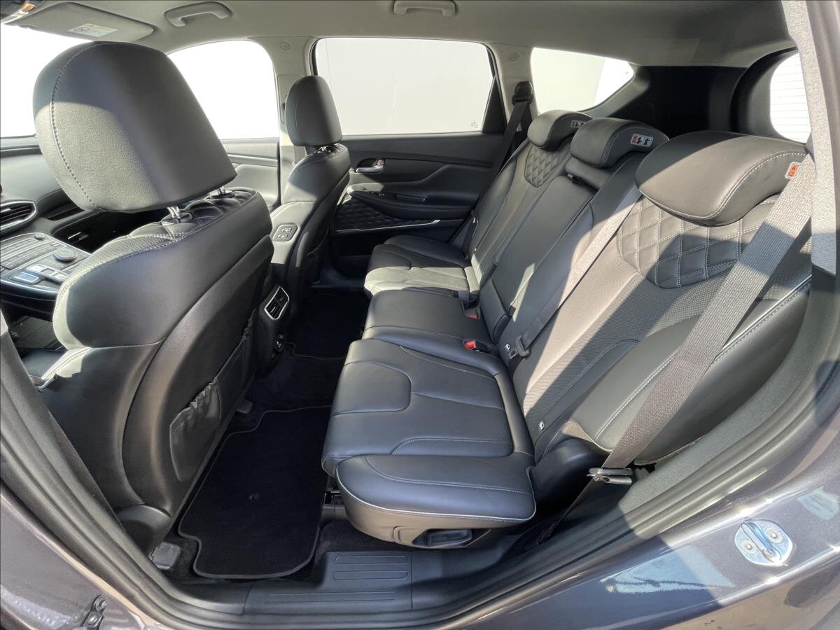 Hyundai Santa Fe SUV / Terénní 2,2 l 142 kw