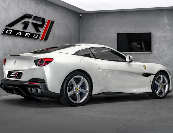 Ferrari Portofino 7