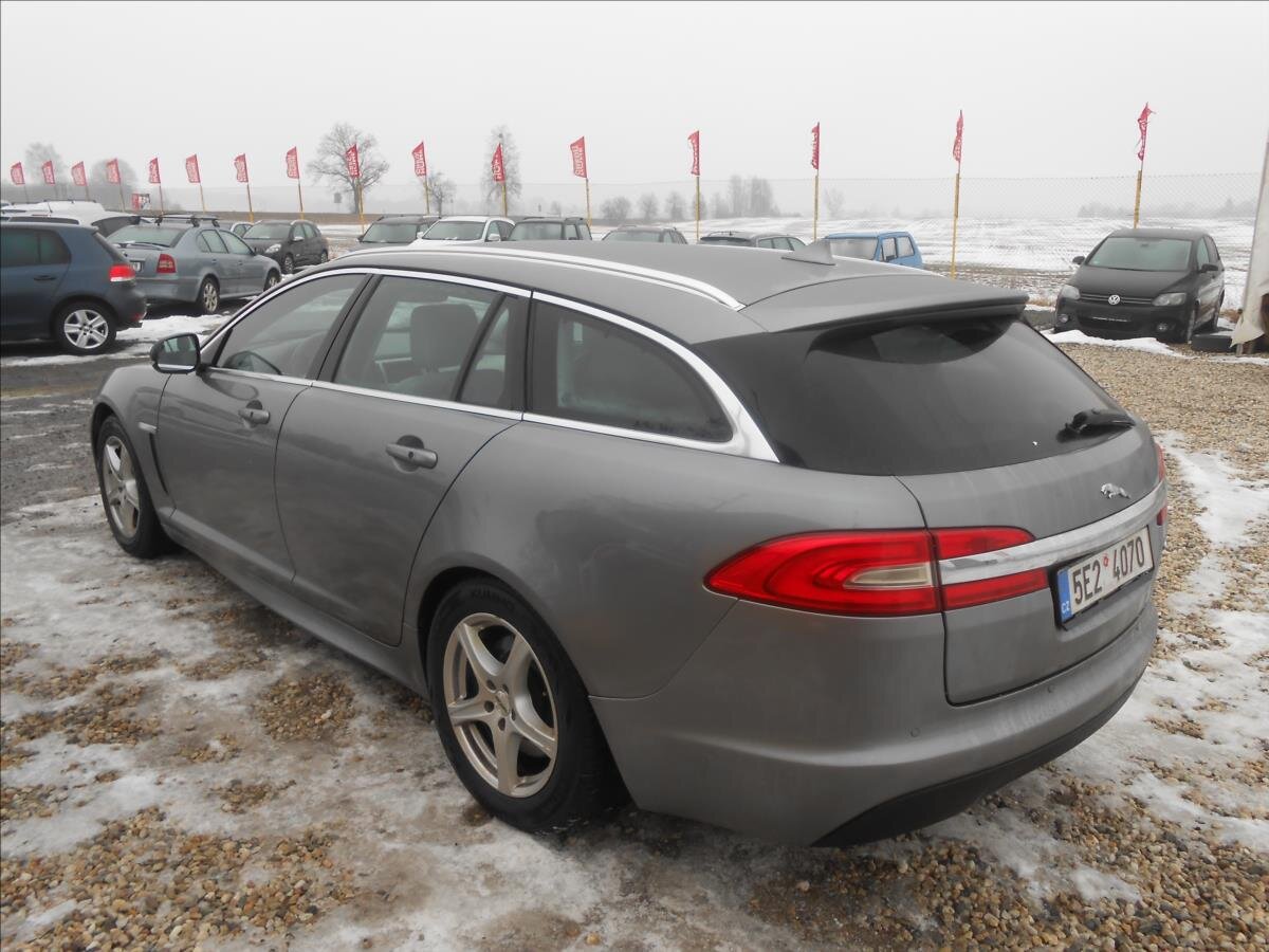 Jaguar XF Kombi 2,2 l 147 kw