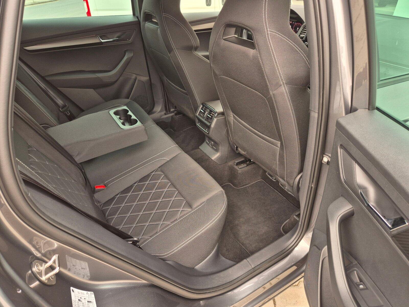 Škoda Karoq SUV / Terénní 1,5 l 110 kw