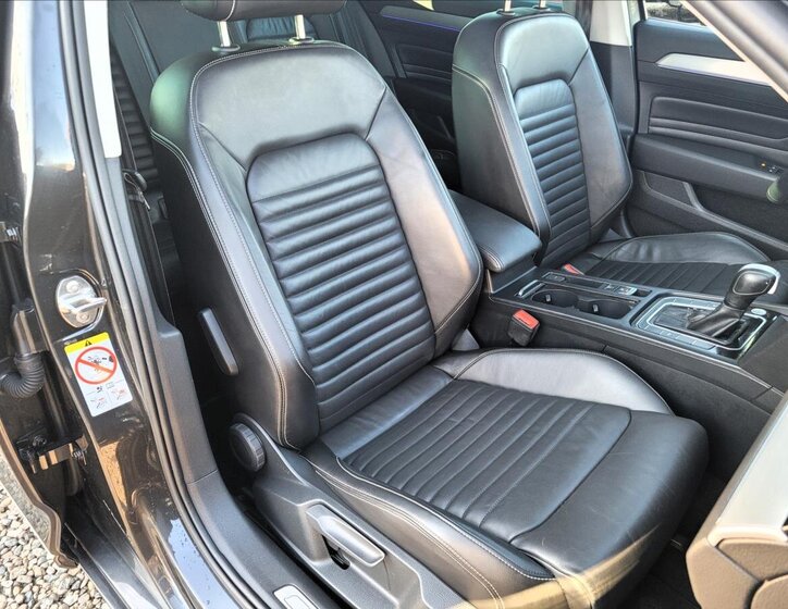 Volkswagen Passat Kombi 2,0 l 90 kw