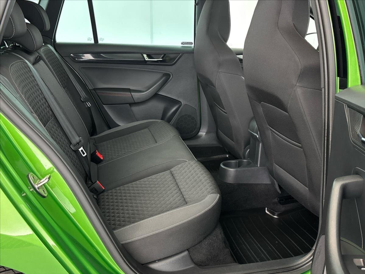 Škoda Rapid Hatchback 999,0 81 kw