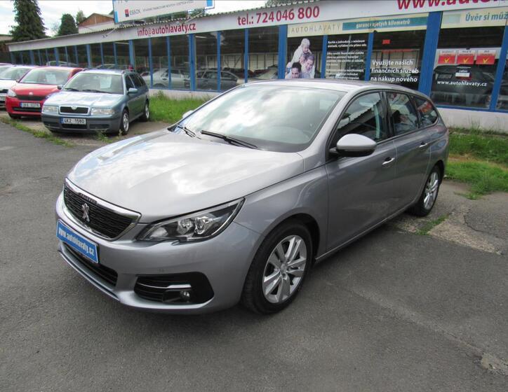 Peugeot 308 1