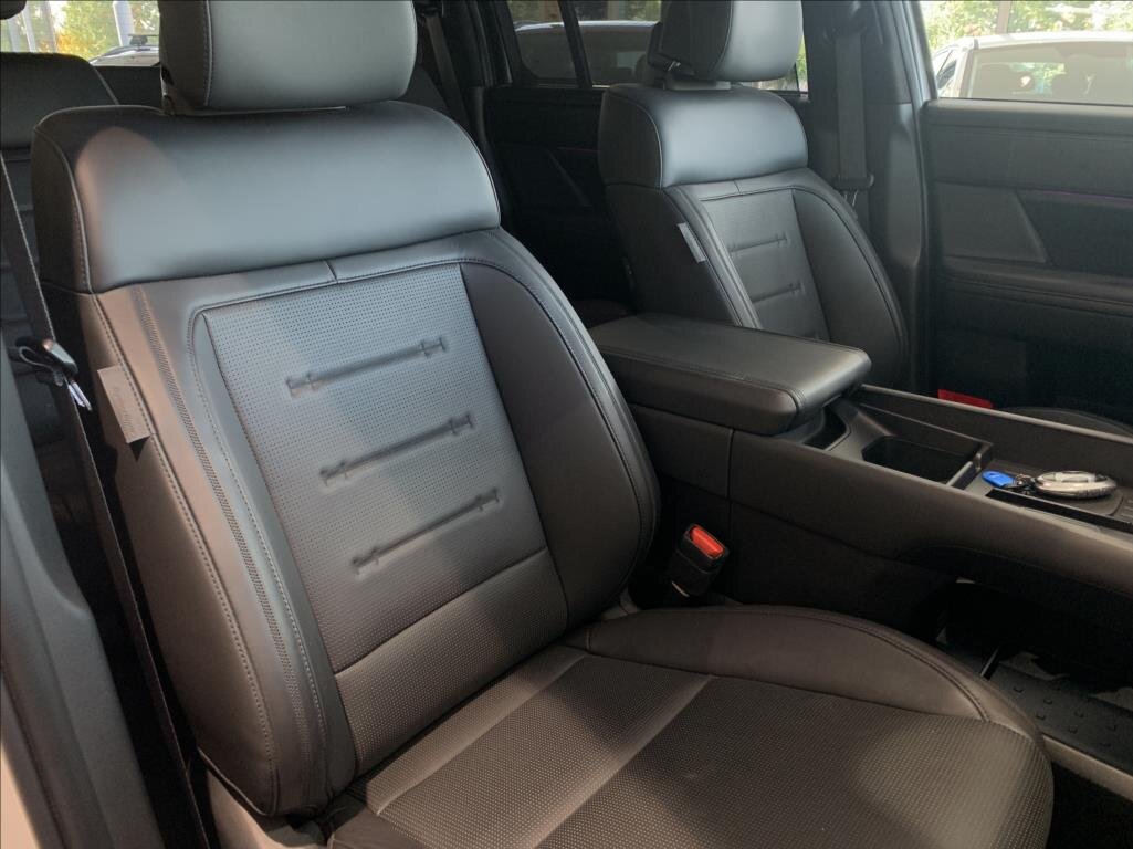 Hyundai Santa Fe SUV 1,6 l 178 kw