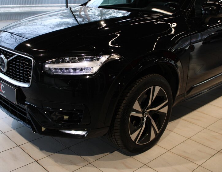 Volvo XC90 SUV / Terénní 2,0 l 173 kw