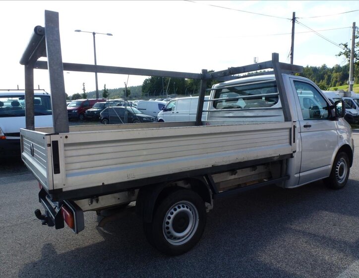 Volkswagen Transporter Valník 2,0 l 103 kw