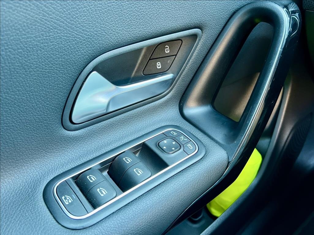 Mercedes-Benz CLA Kombi 1,5 l 85 kw