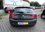 Alfa Romeo Giulietta 6