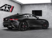 Jaguar F-Type 4