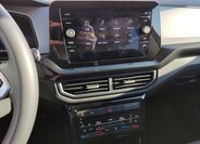 Volkswagen T-Cross 16