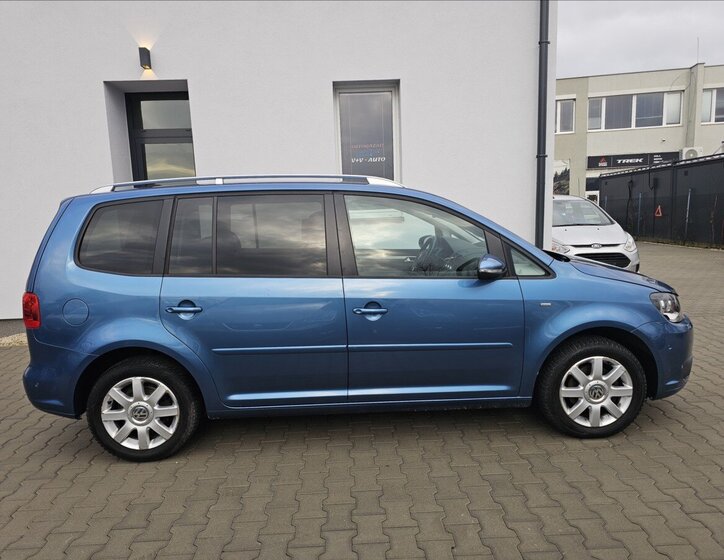 Volkswagen Touran 5