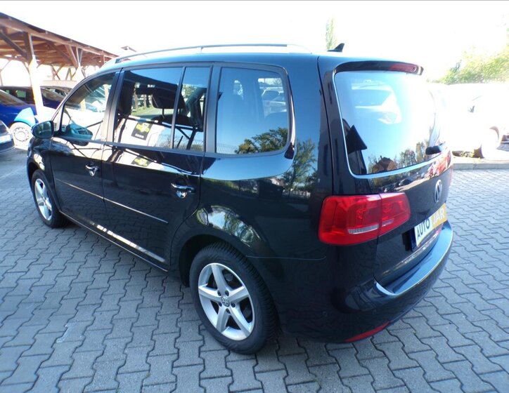 Volkswagen Touran Kombi 2,0 l 103 kw