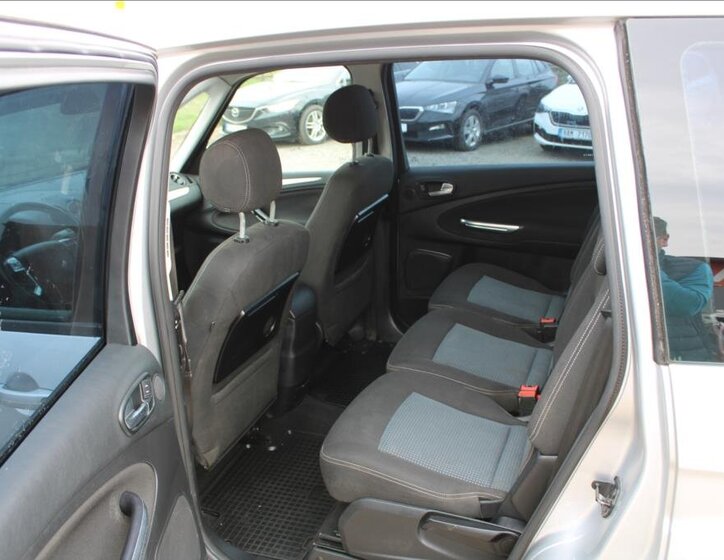 Ford Galaxy Kombi 2,0 l 103 kw