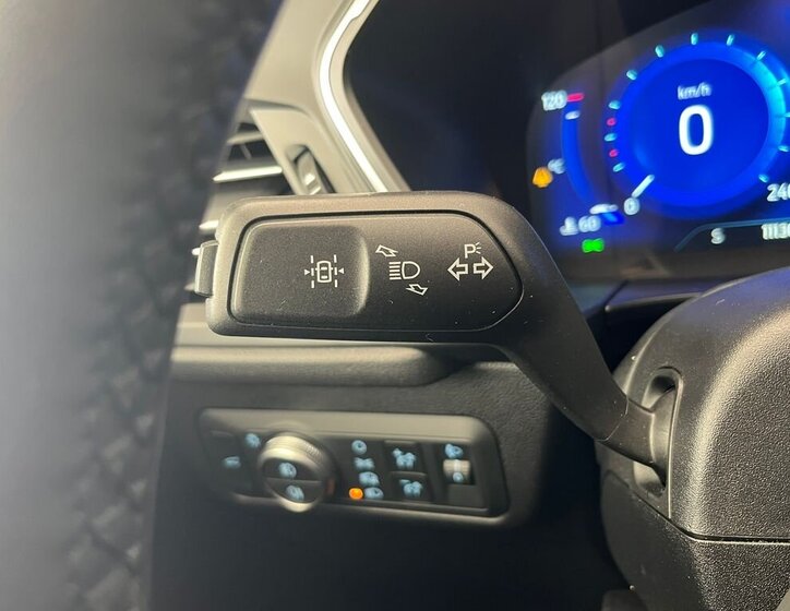 Ford Kuga SUV 2,5 l 140 kw