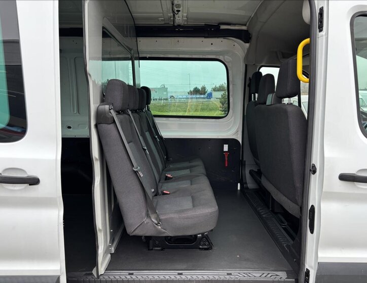 Ford Transit 13