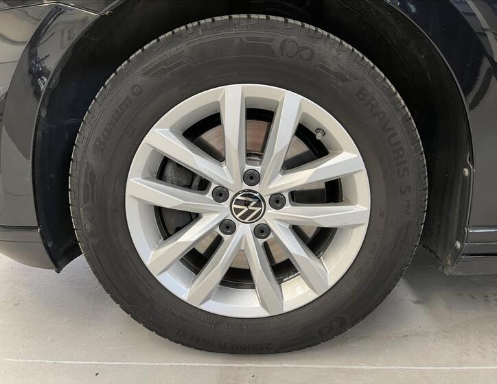 Volkswagen Passat 34