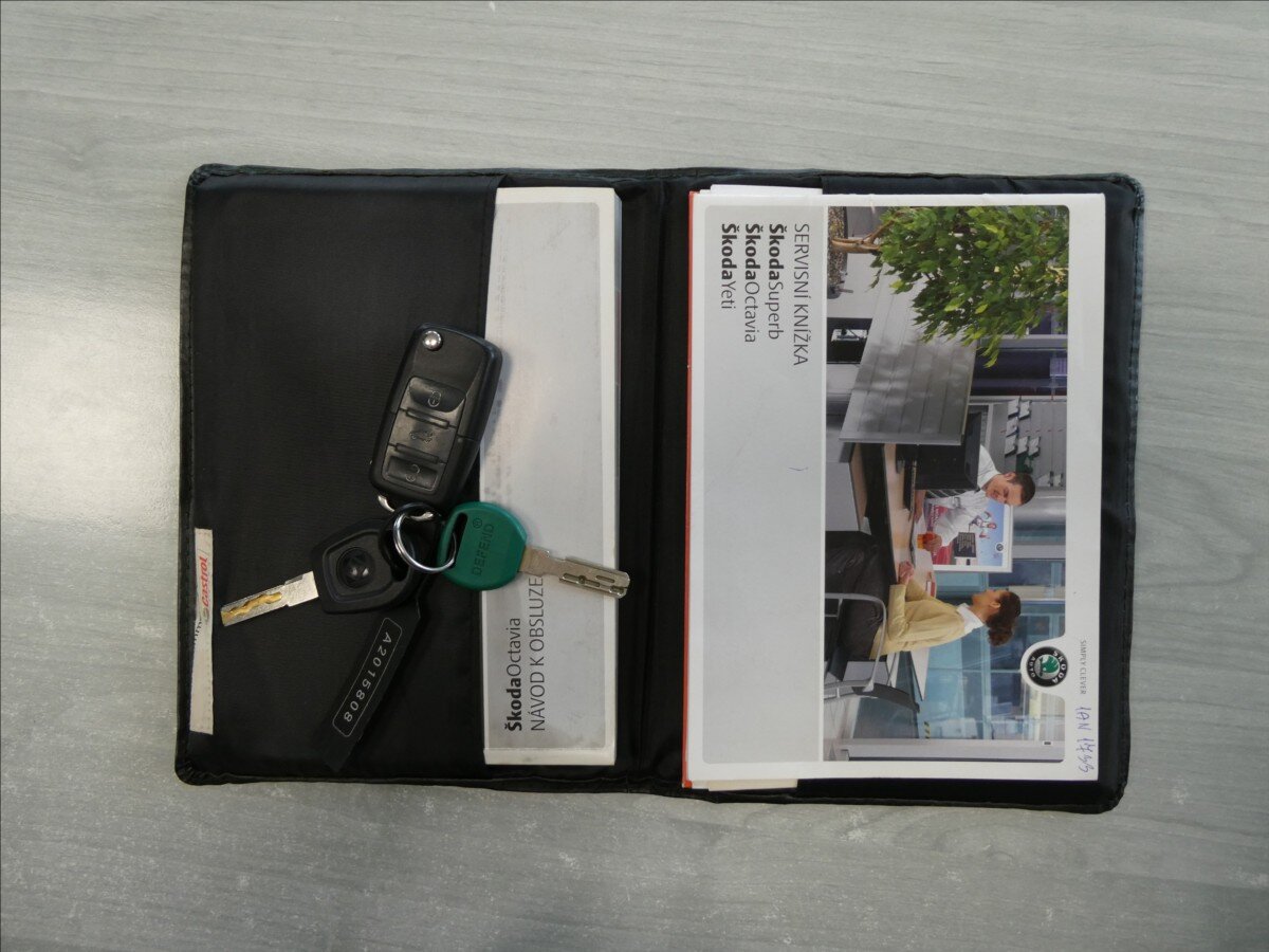 Škoda Octavia Sedan / Limuzína 1,6 l 75 kw