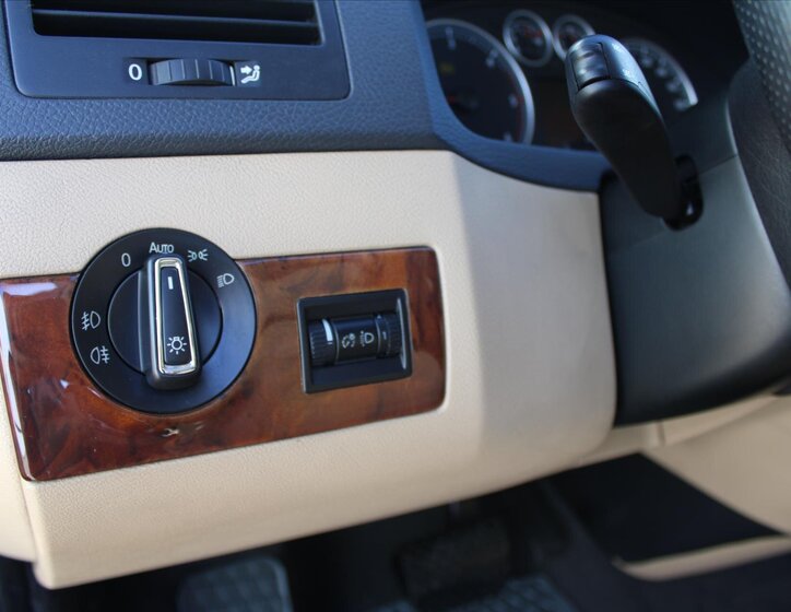 Volkswagen Multivan 22