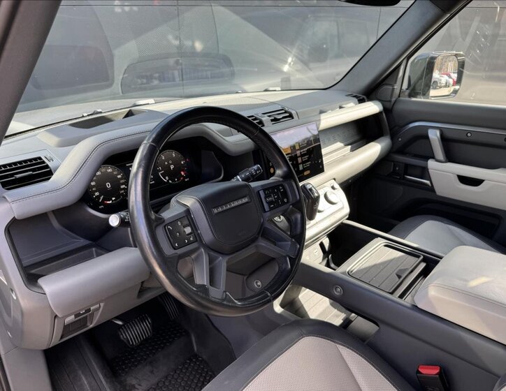 Land Rover Defender SUV / Terénní 3,0 l 221 kw