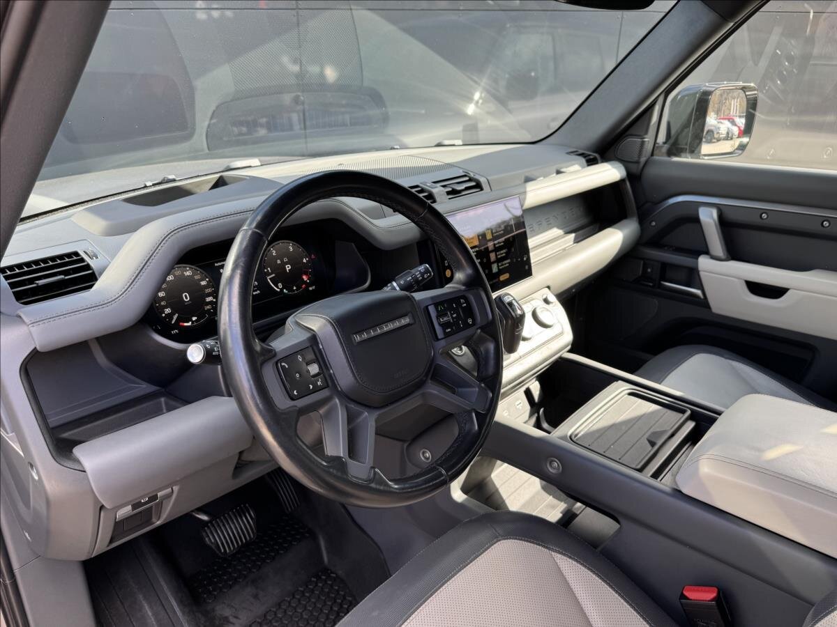 Land Rover Defender SUV / Terénní 3,0 l 221 kw