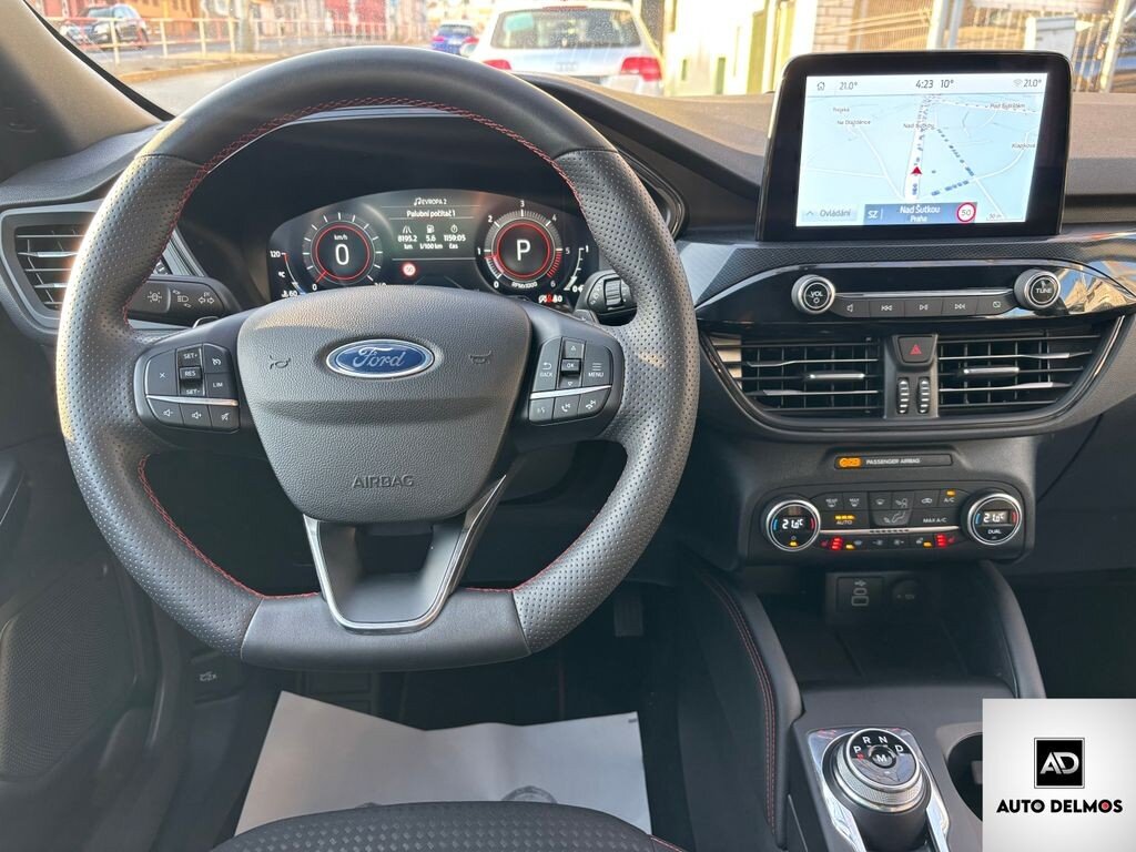 Ford Kuga SUV / Terénní 1,5 l 88 kw