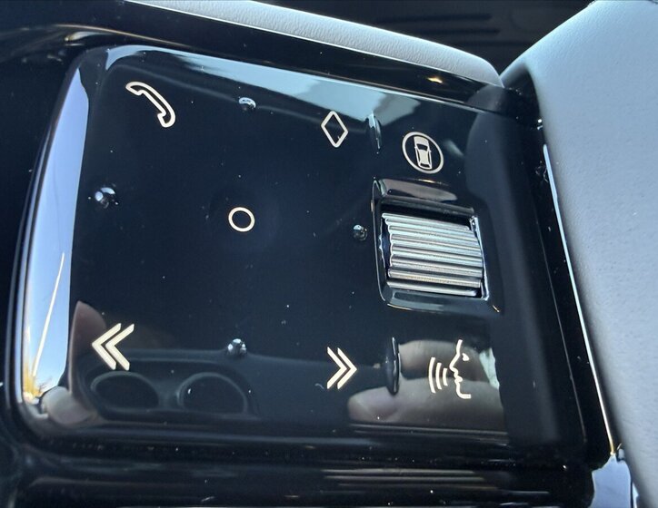 Land Rover Range Rover Velar SUV / Terénní 3,0 l 221 kw