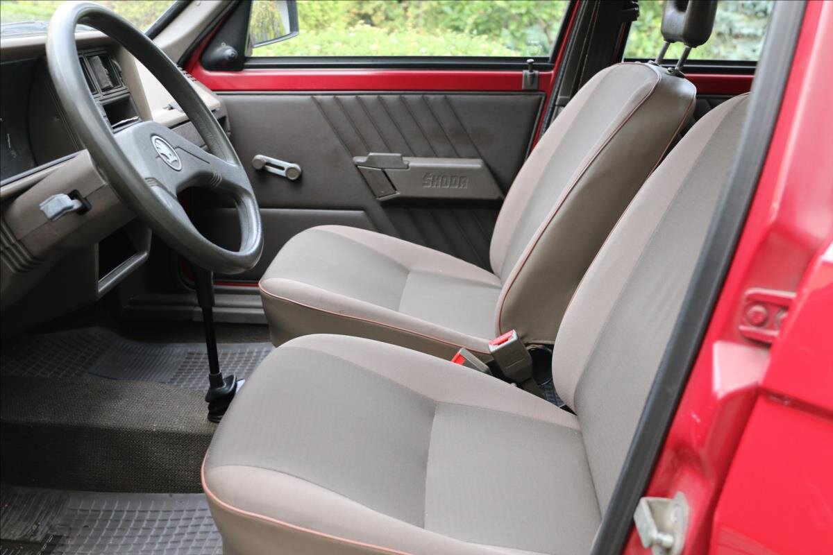 Škoda Favorit Hatchback 1,3 l 46 kw