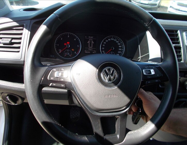Volkswagen Caravelle MPV 2,0 l 110 kw