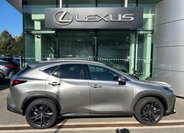 Lexus NX 350h SUV / Terénní 2,5 l 179 kw